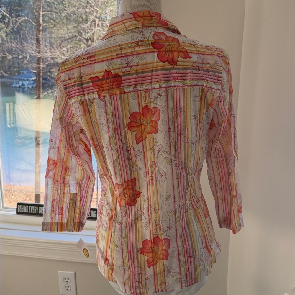 Talbots Pink and Orange Cotton Floral Ruffle Button-Down Shirt, Size Small, NWT - Picture 5 of 8